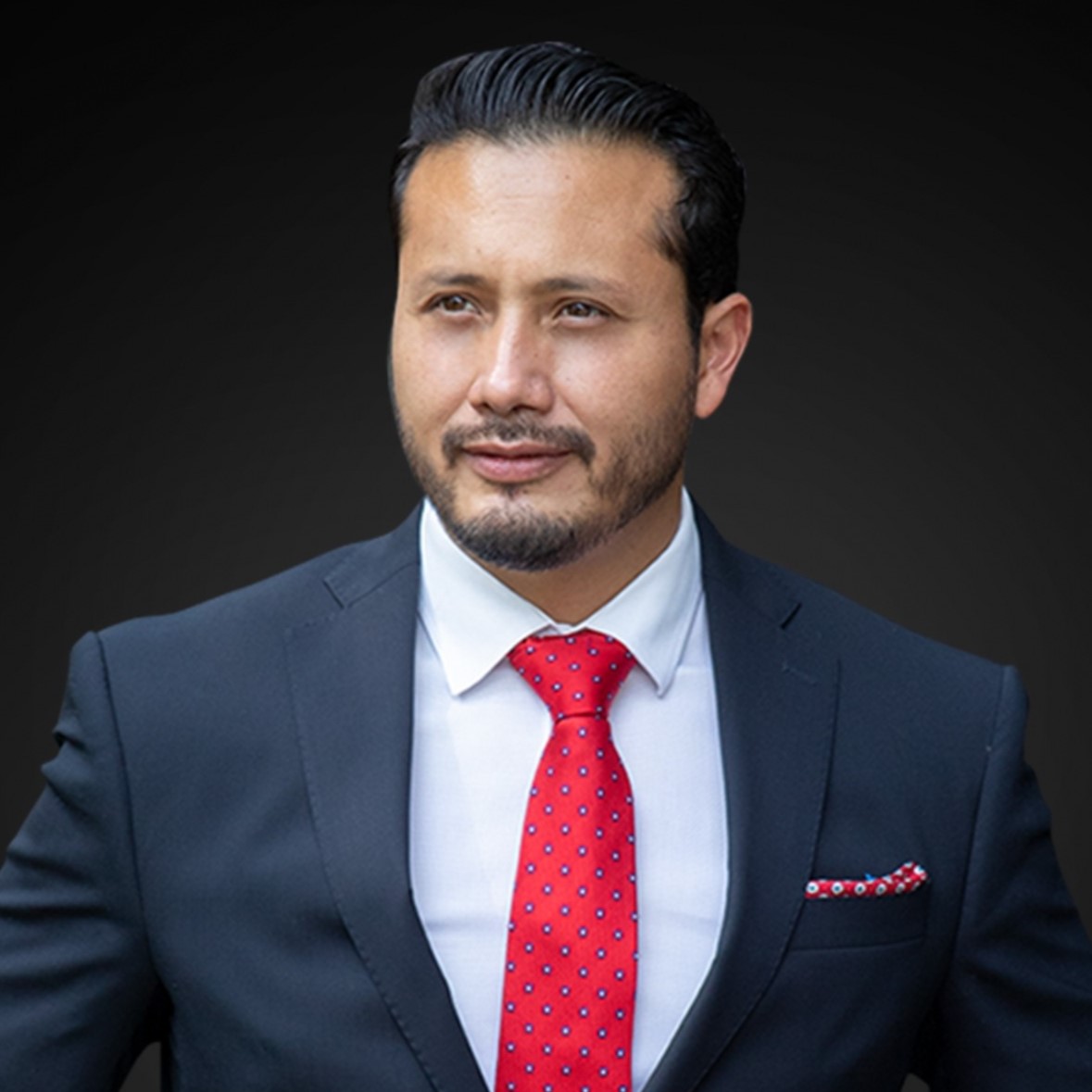 Dr. Emmanuel Flores